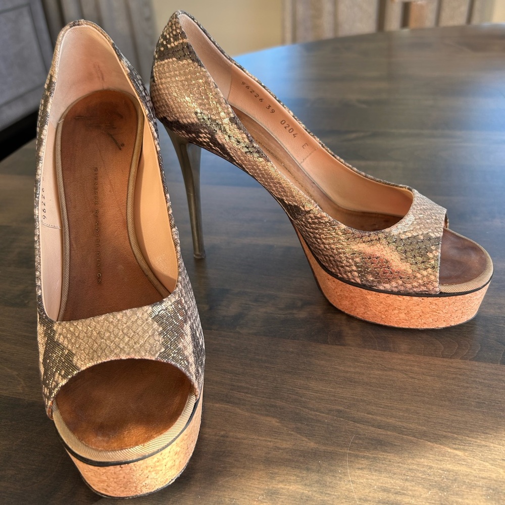 Giuseppe Zanotti Stiletto